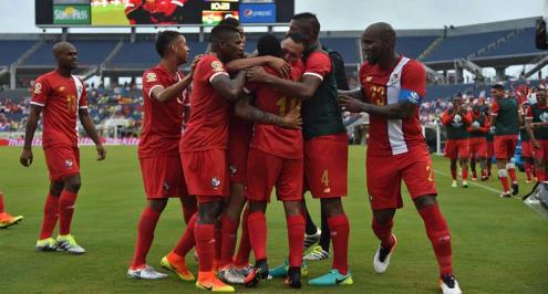 المدير الفني لبنما: الفوز على بوليفيا "تاريخي".. وأطالب اللاعبين بالحذر 